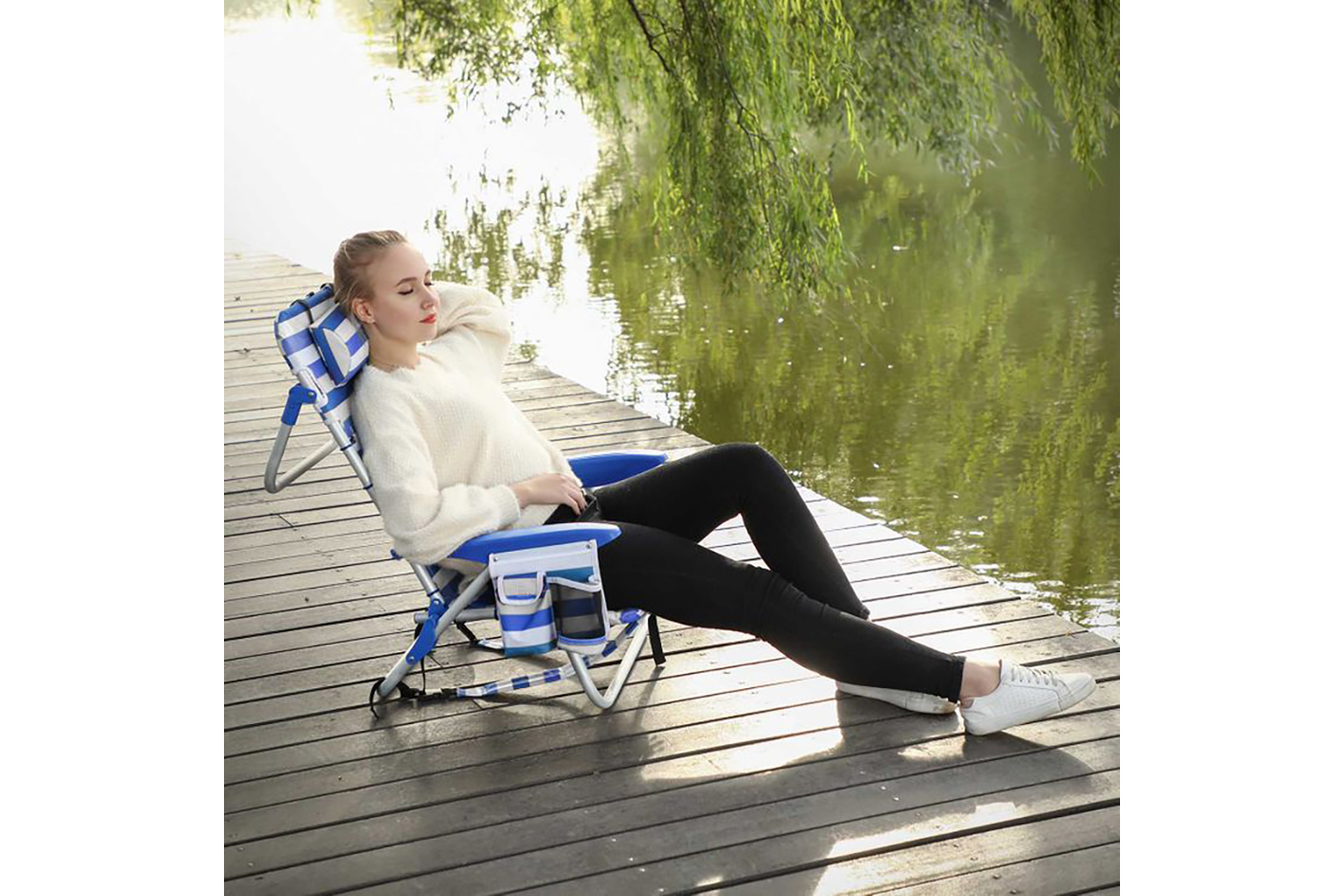 Songmics GCB62BU Beach Chair | Blue & white