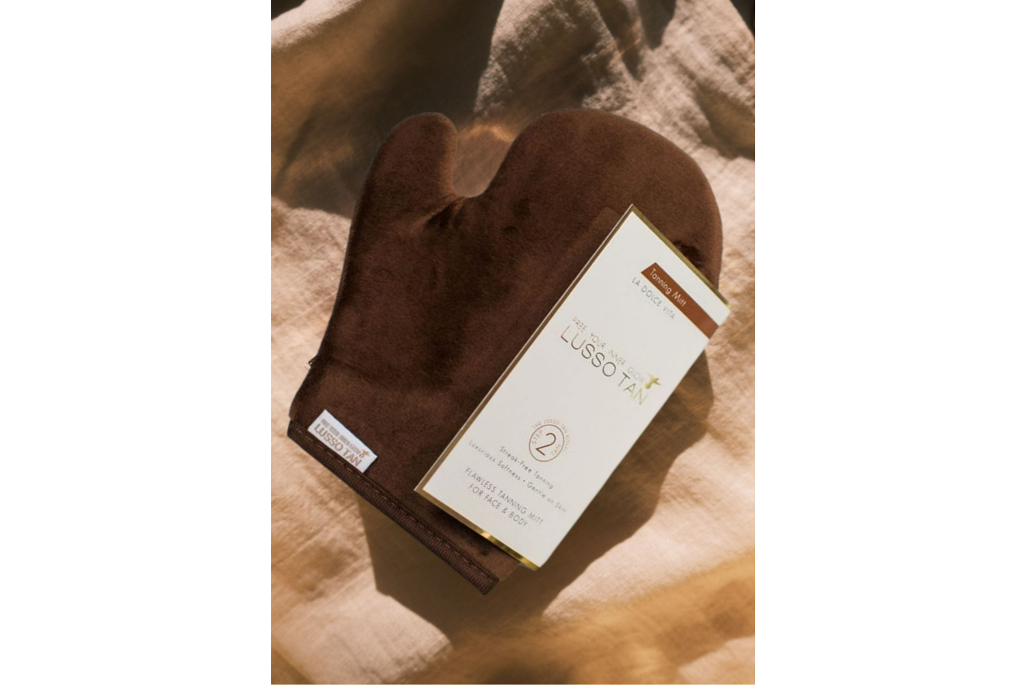 Lusso Tan LTVTM Flawless Tanning Mitt