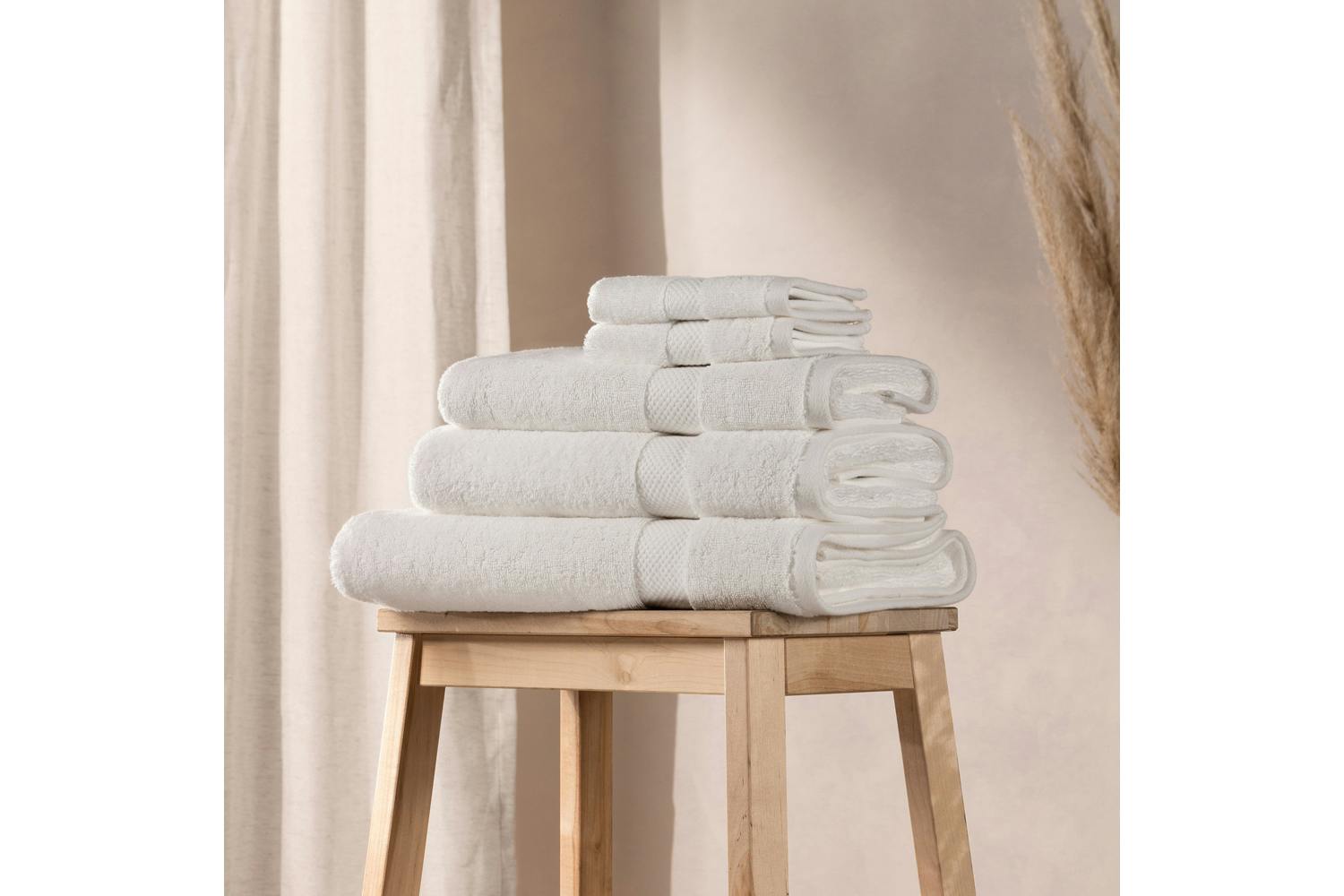 The Linen Room | Combed Cotton Bath Towel | White