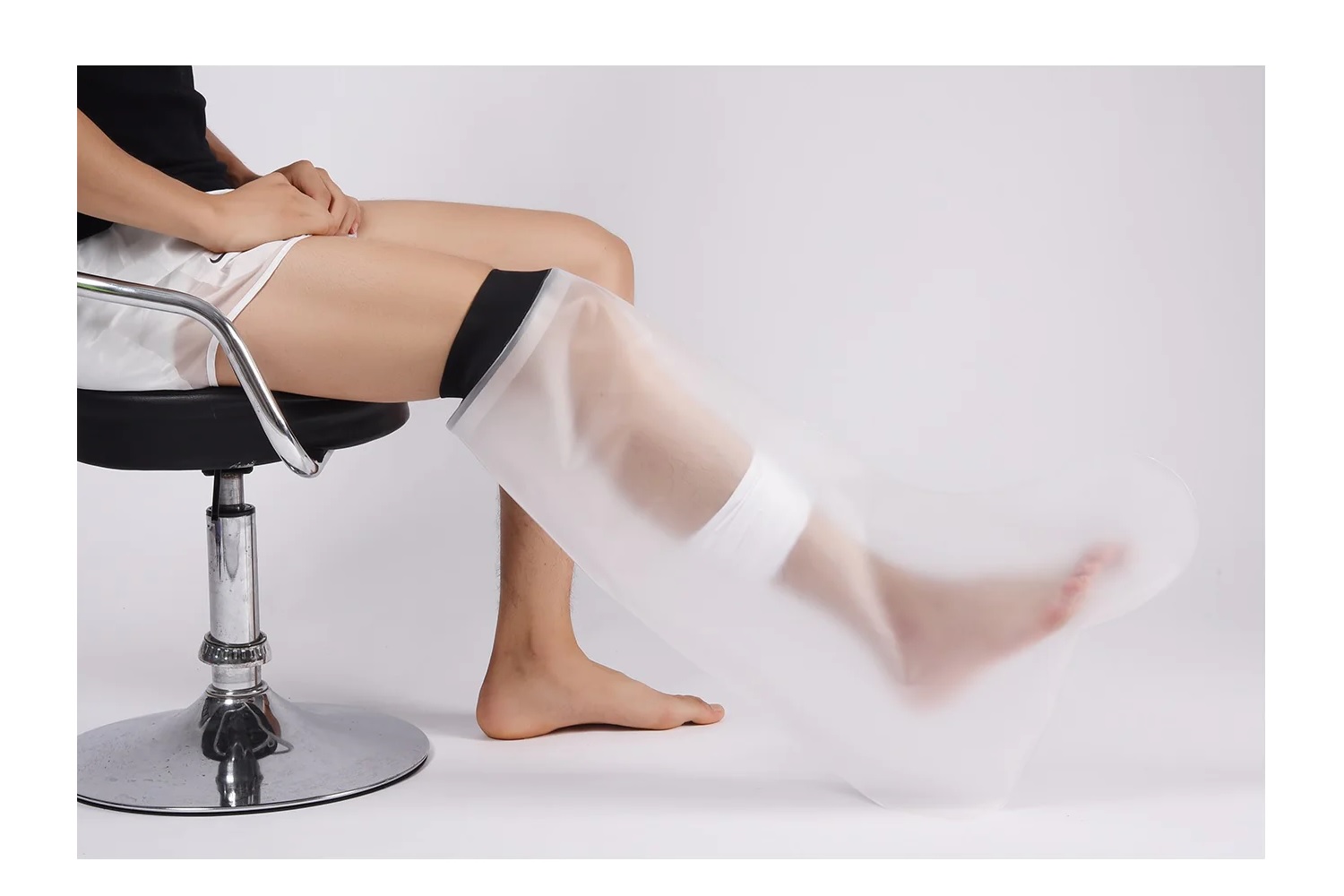 Hemmka Health Waterproof Cast Protector | Short Leg | Neoprene Seal