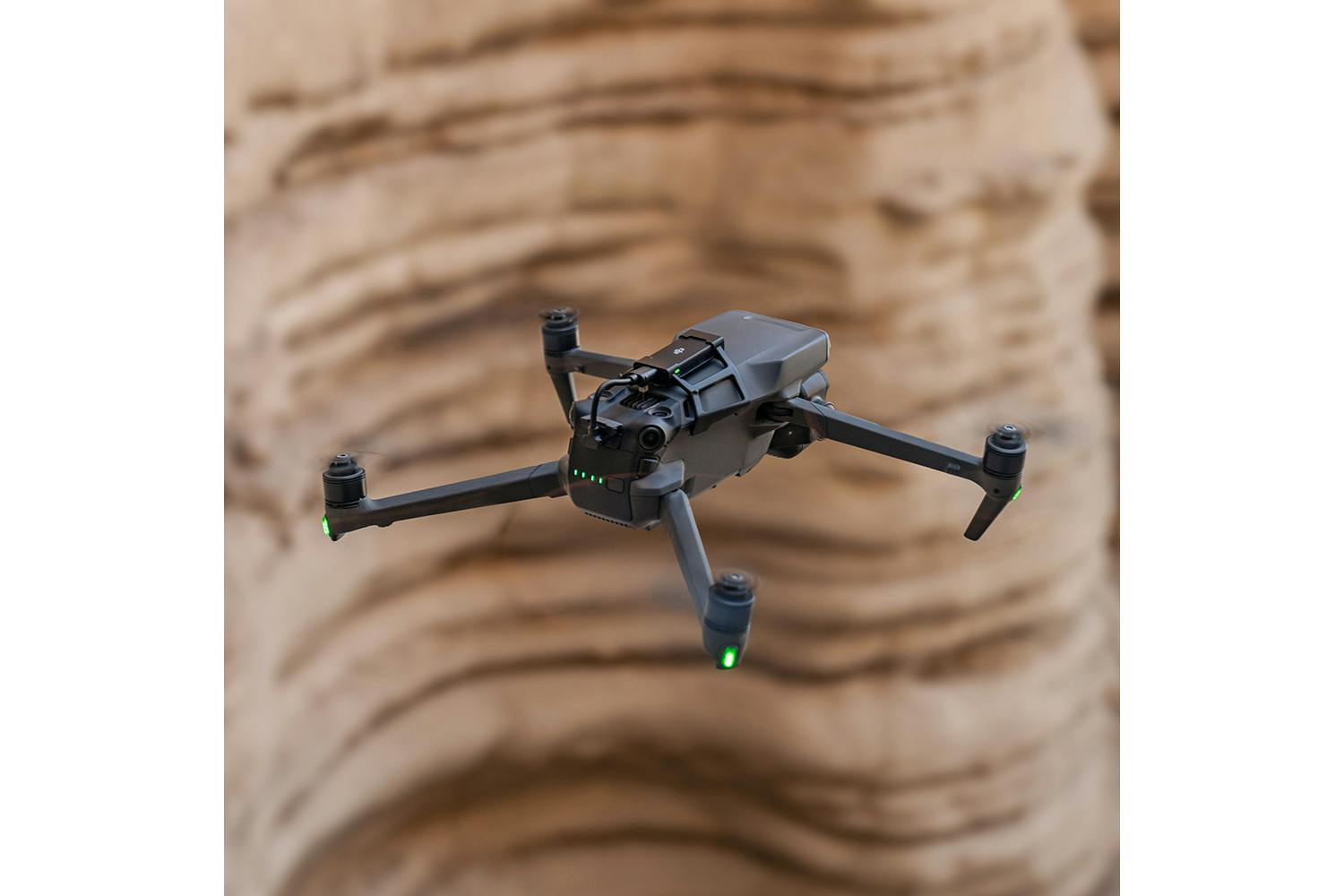 Enhanced Zoom and Optical Performance: Discover the Versatility of DJI  Mavic 3 Pro for Wildlife Observation