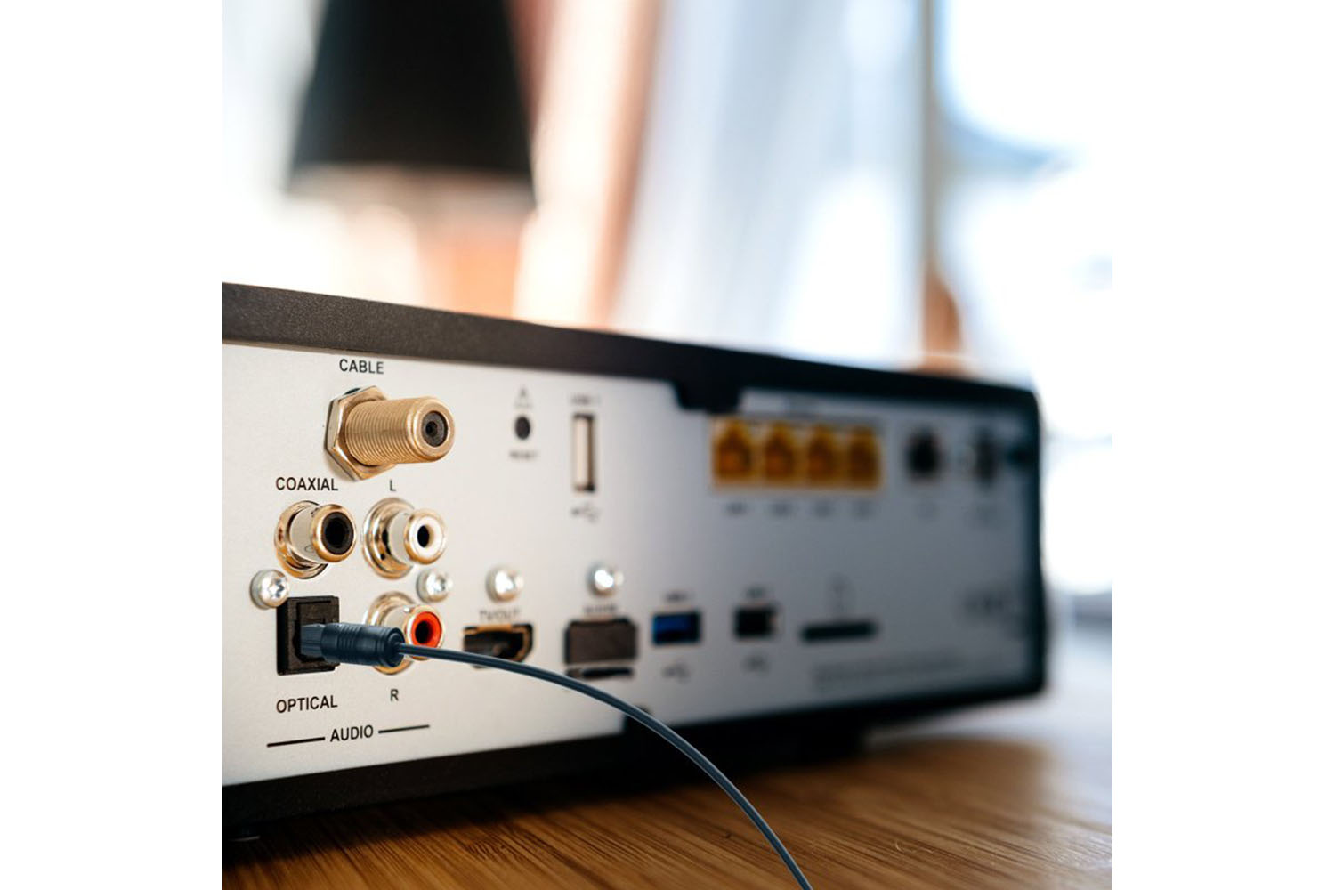 Ekon Toslink Cable with Fibre-optic Connectors | 1.8m