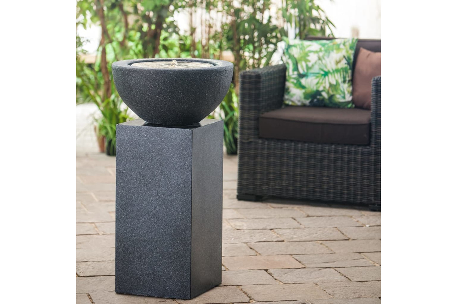 Heissner 428903 Terrace Fountain Cuboid 39x39x68 Cm Black