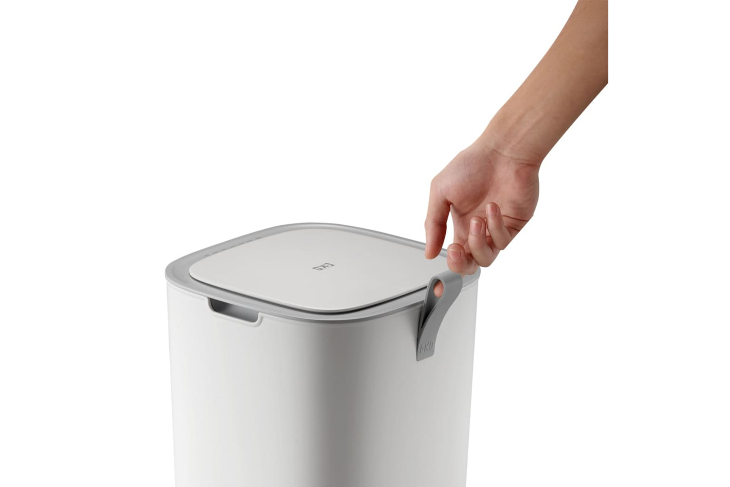 Eko Smart Sensor Bin Morandi 30 L White