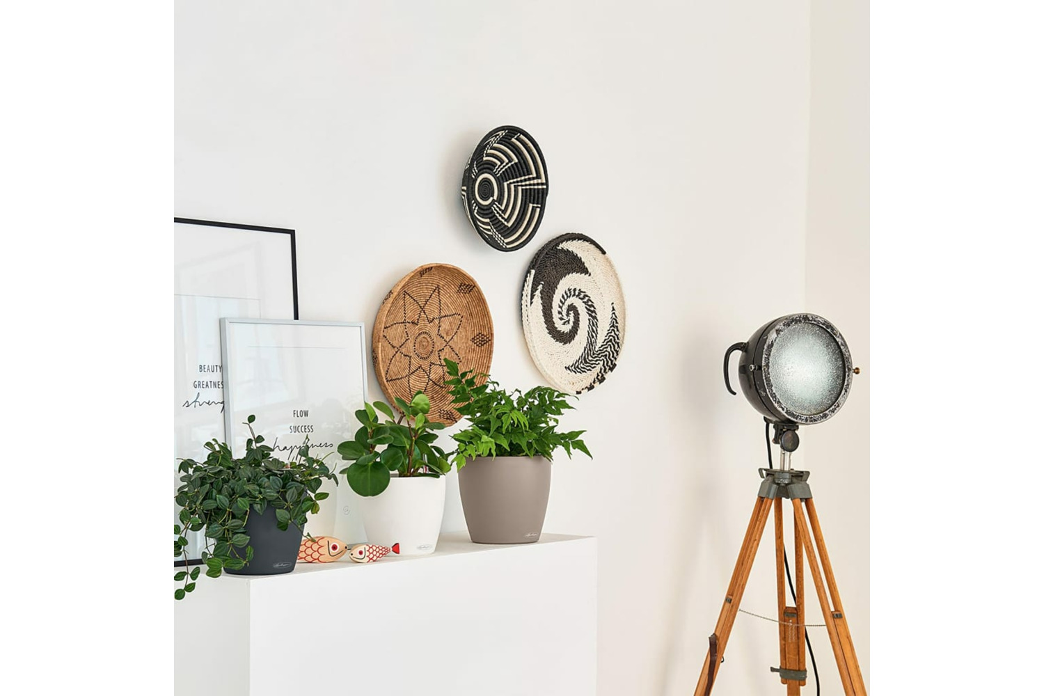 Lechuza 443312 Planter Classico Color 18 All-in-one White