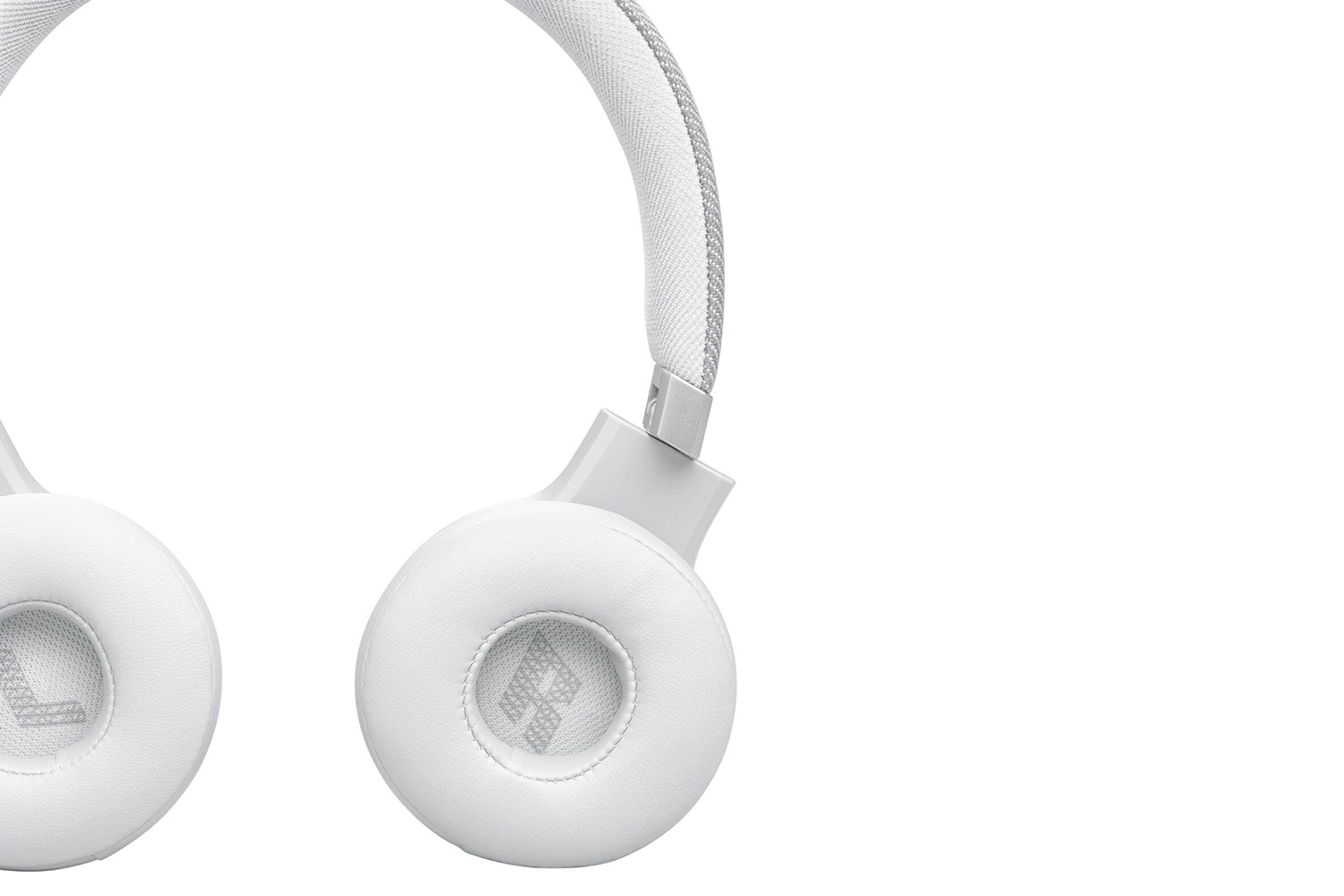 JBL Live 670NC On Ear Wireless Noise Cancelling Headphone White