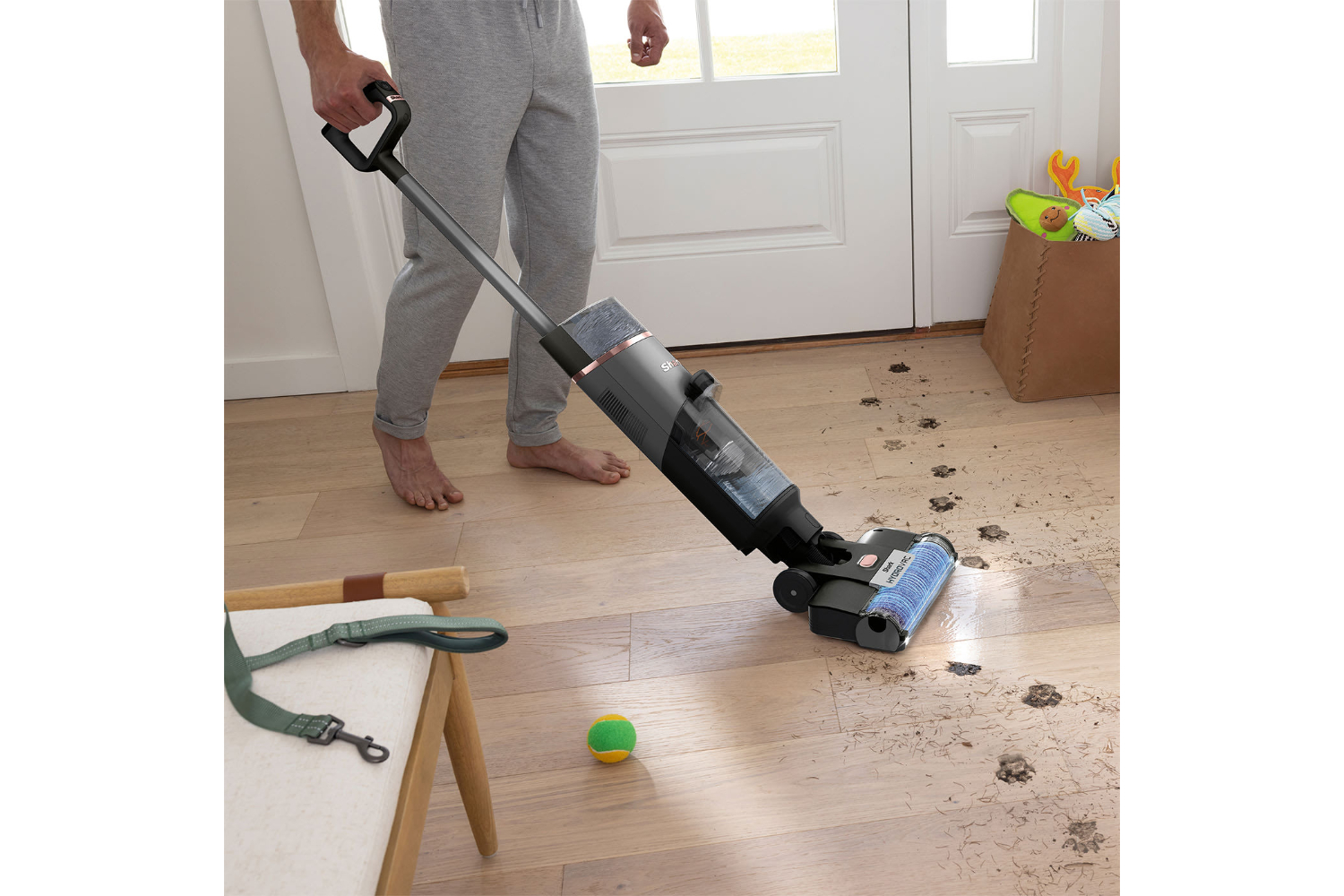 Shark HydroVac Cordless Hard Floor Cleaner | WD210UK | Ireland