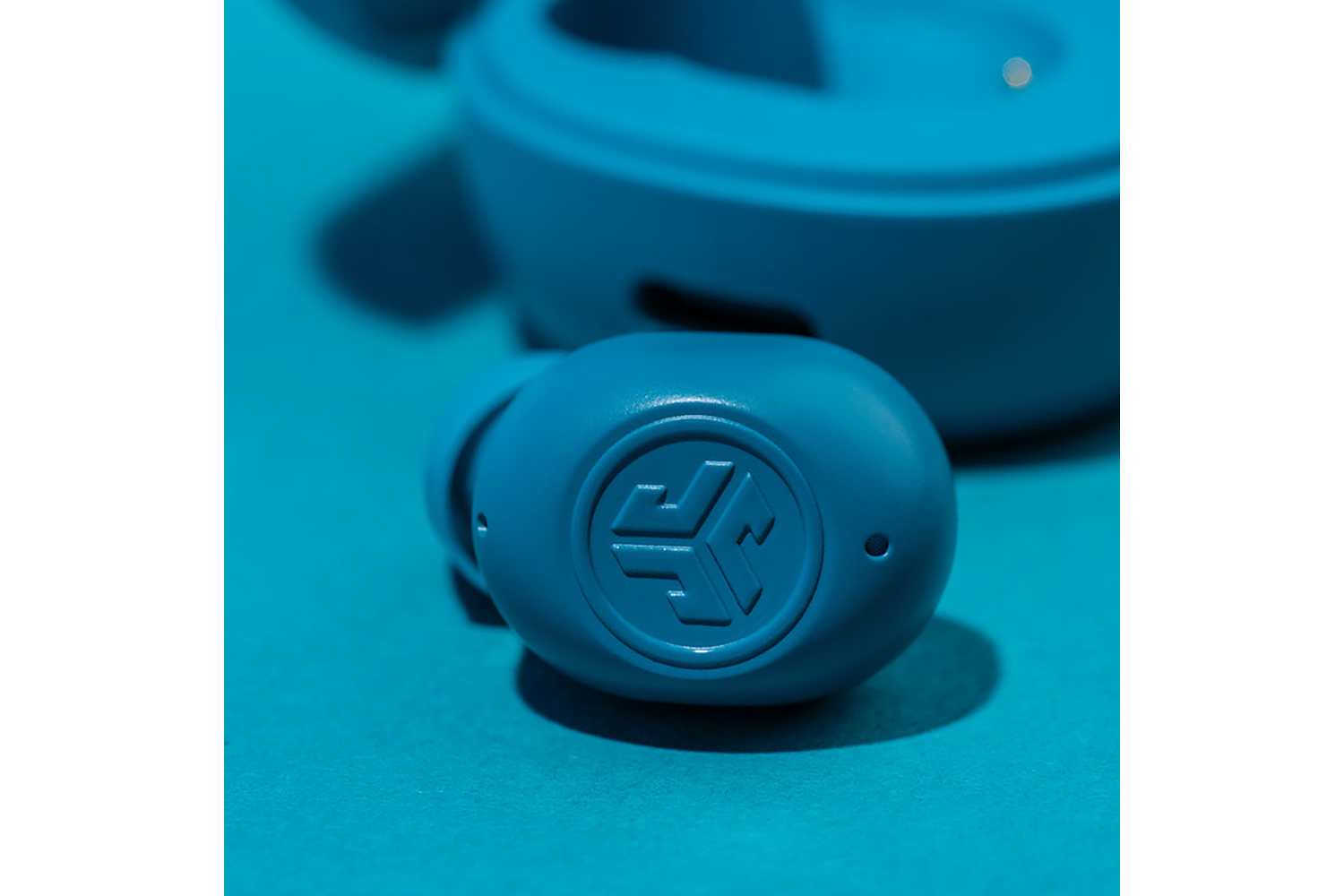 Mini born discount true wireless earbuds