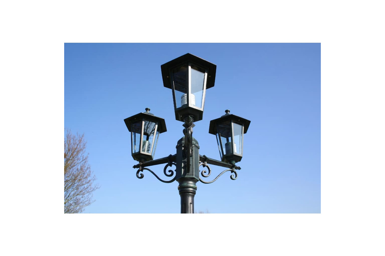 vidaXL 40246 Garden Light Post 3-arms 215cm Dark Green/black Aluminium