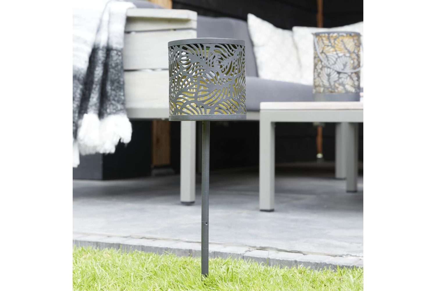 Luxform 434002 Solar Led Garden Stick Light Forest