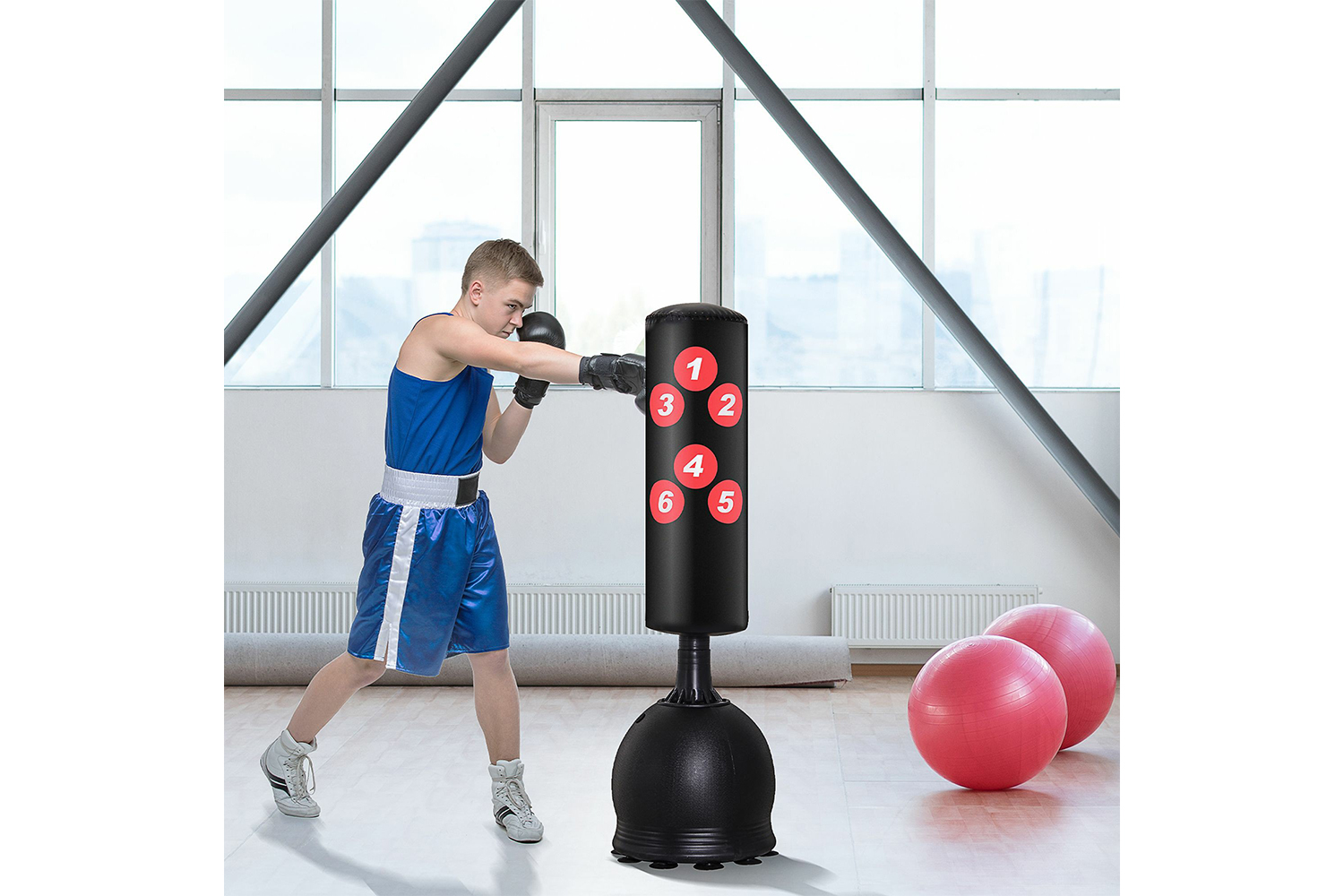 Homcom A91-063 Punching Bag Standing with Refilled Base of Water | Black