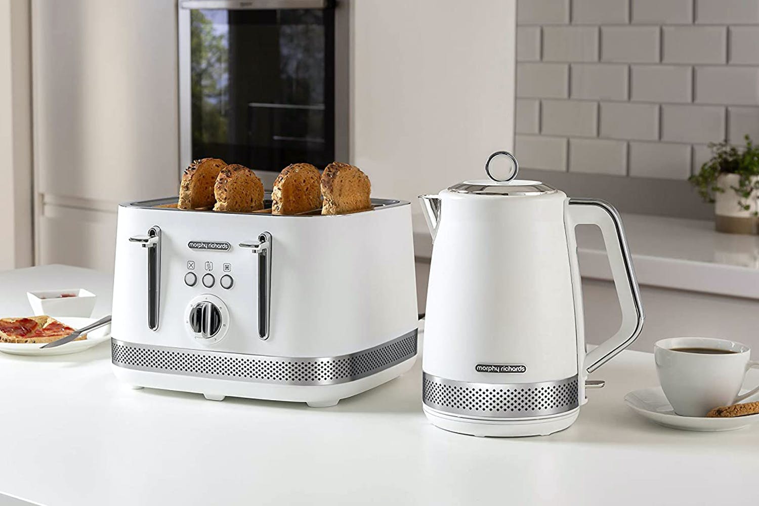 Morphy richards shop kettle toaster set