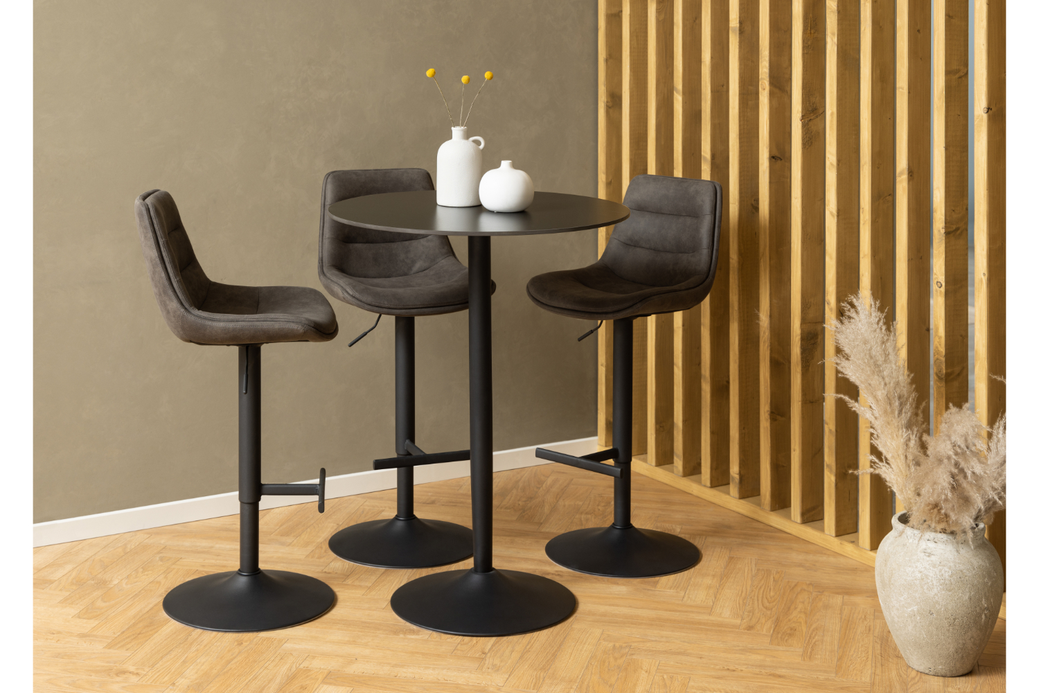 Malta Round Bar Table | Ceramic | Black
