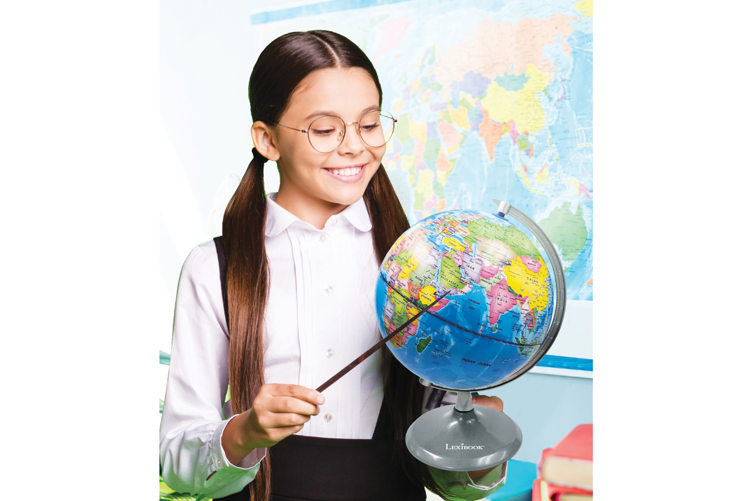 Lexibook NLJ185EN Luminous Day and Night Globe Map of Earth