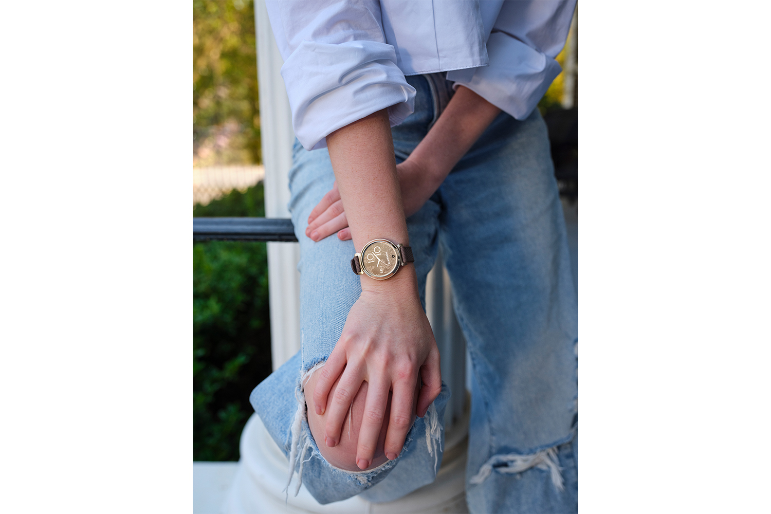 Garmin Lily 2 Classic Smartwatch | Cream Gold