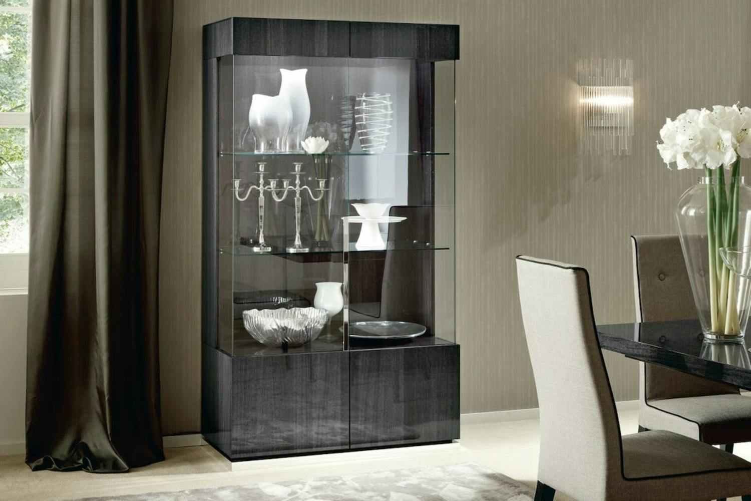 Montecarlo Display Cabinet