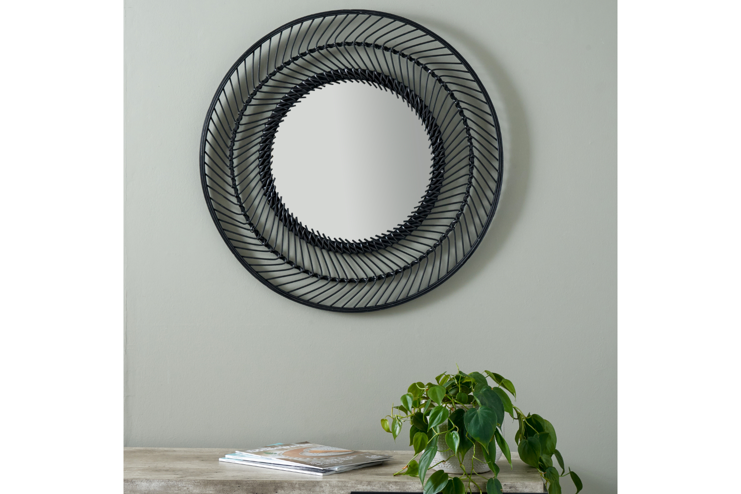 Round Wall Mirror | Black | 70 cm