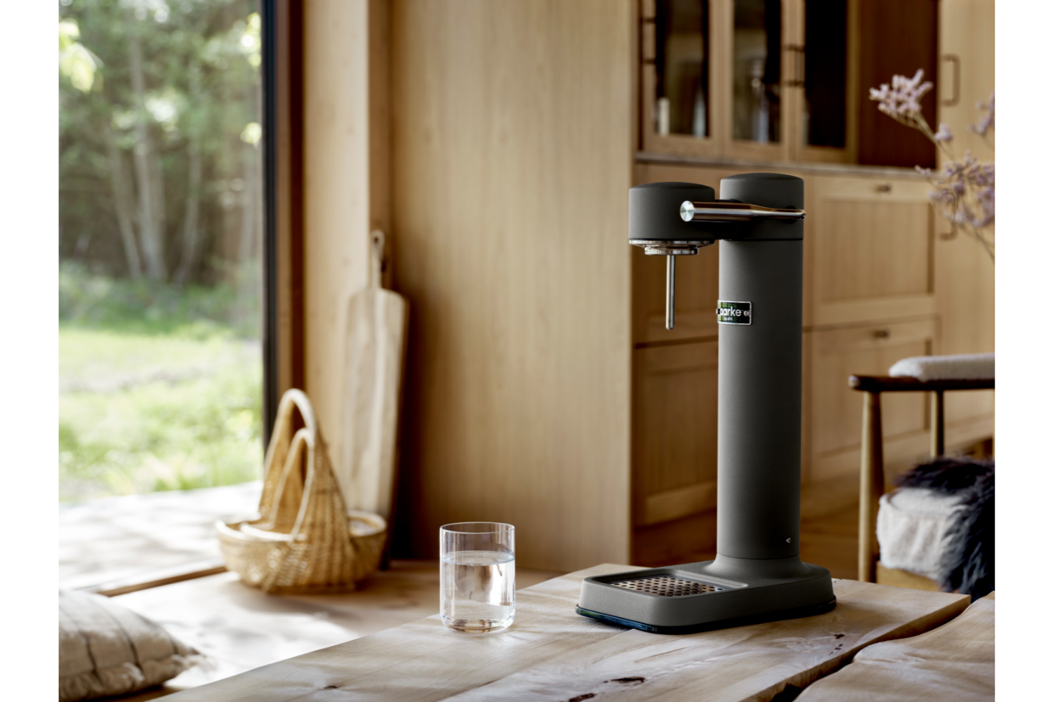 Aarke Carbonator 3 Sparkling Water Maker & CO2 Cylinder | Matte Grey