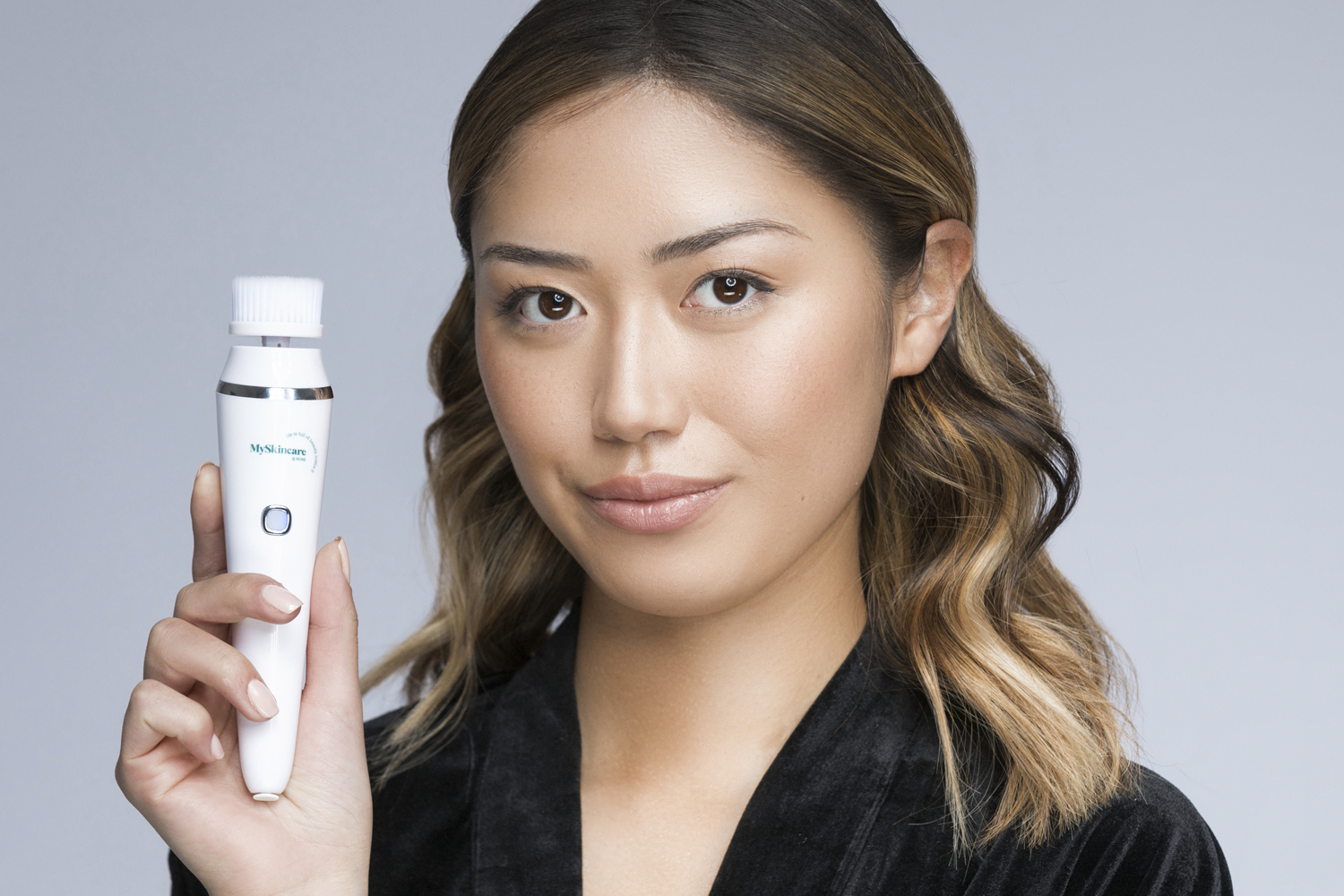 Myskincare 3 Speed Wireless Facial Cleansing Brush With Exchangeable Heads