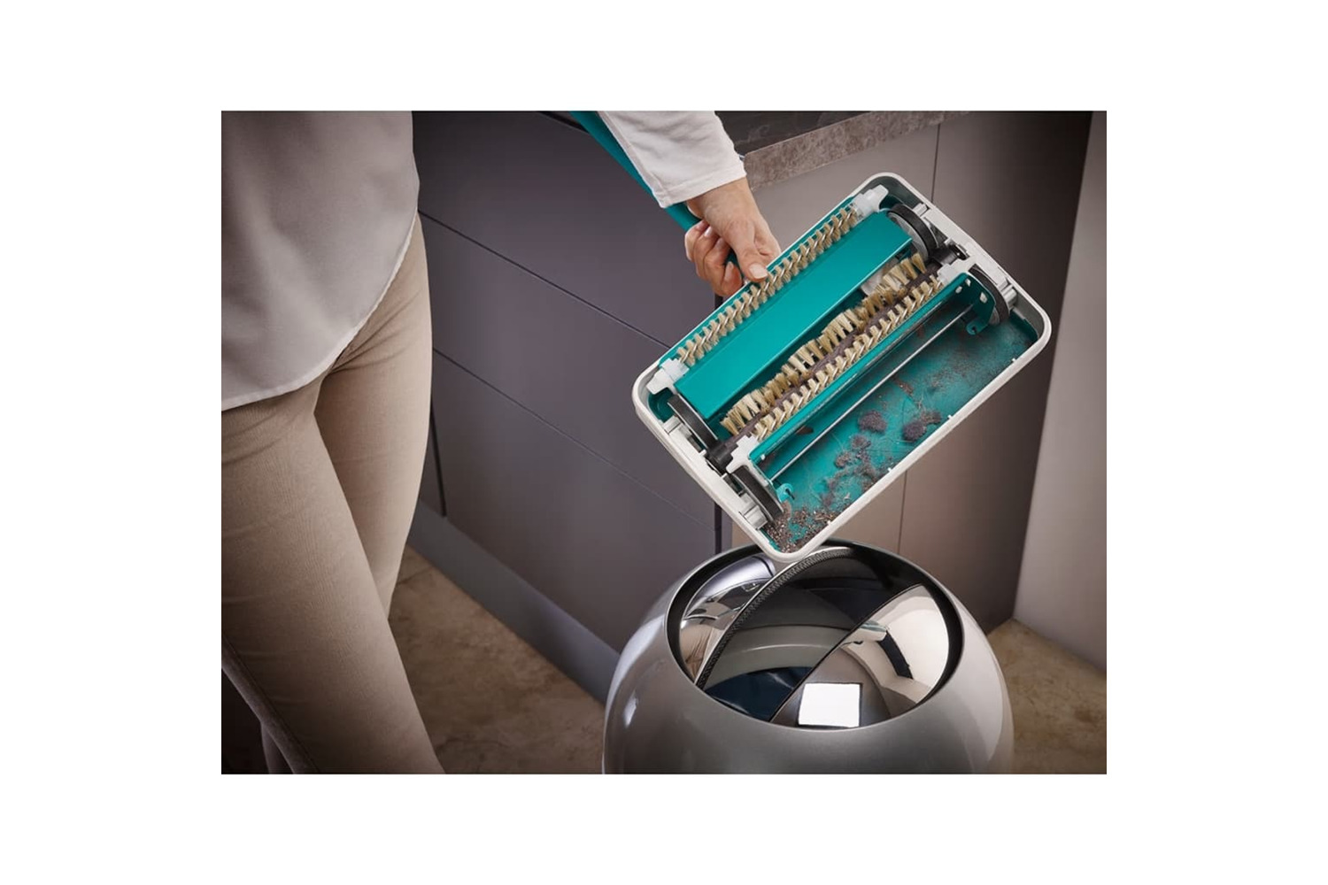 Leifheit Carpet Sweeper Regulus Turquoise And White 11700 Ireland