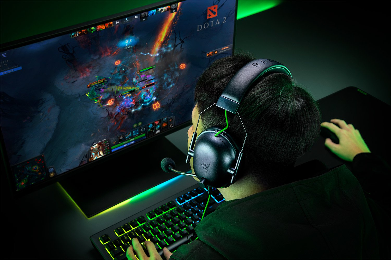 Razer BlackShark V2 X USB Over-Ear Wired Gaming Noise Cancelling Headset | Black