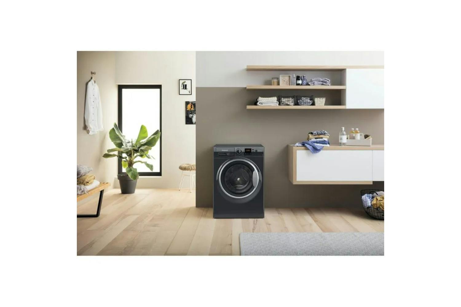 Hotpoint 9kg Freestanding Washing Machine | NSWM945CBSUKN