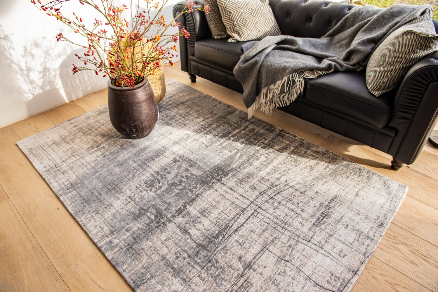 Louis De Poortere | Griff Jersey Stone Eco Indoor Rug | Grey/Black | 170 x 240 cm