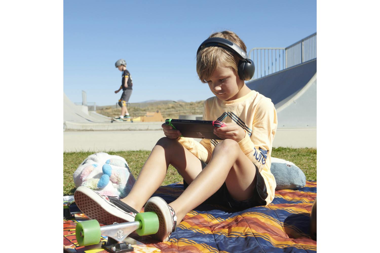 Skullcandy Grom Over-Ear Wireless Kids Headphone | Black