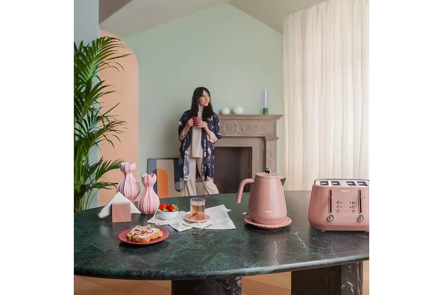 Eclettica Toaster Pink Delonghi Toaster DeLonghi Eclettica Slice