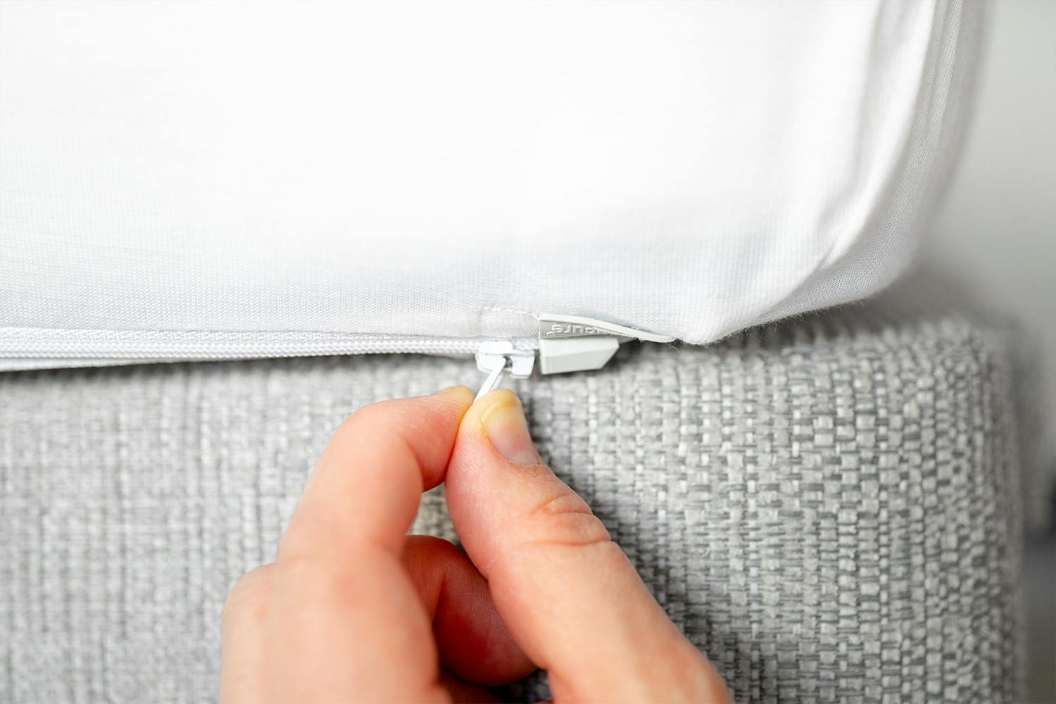 B-Sensible | Bug Secure Mattress Protector | King