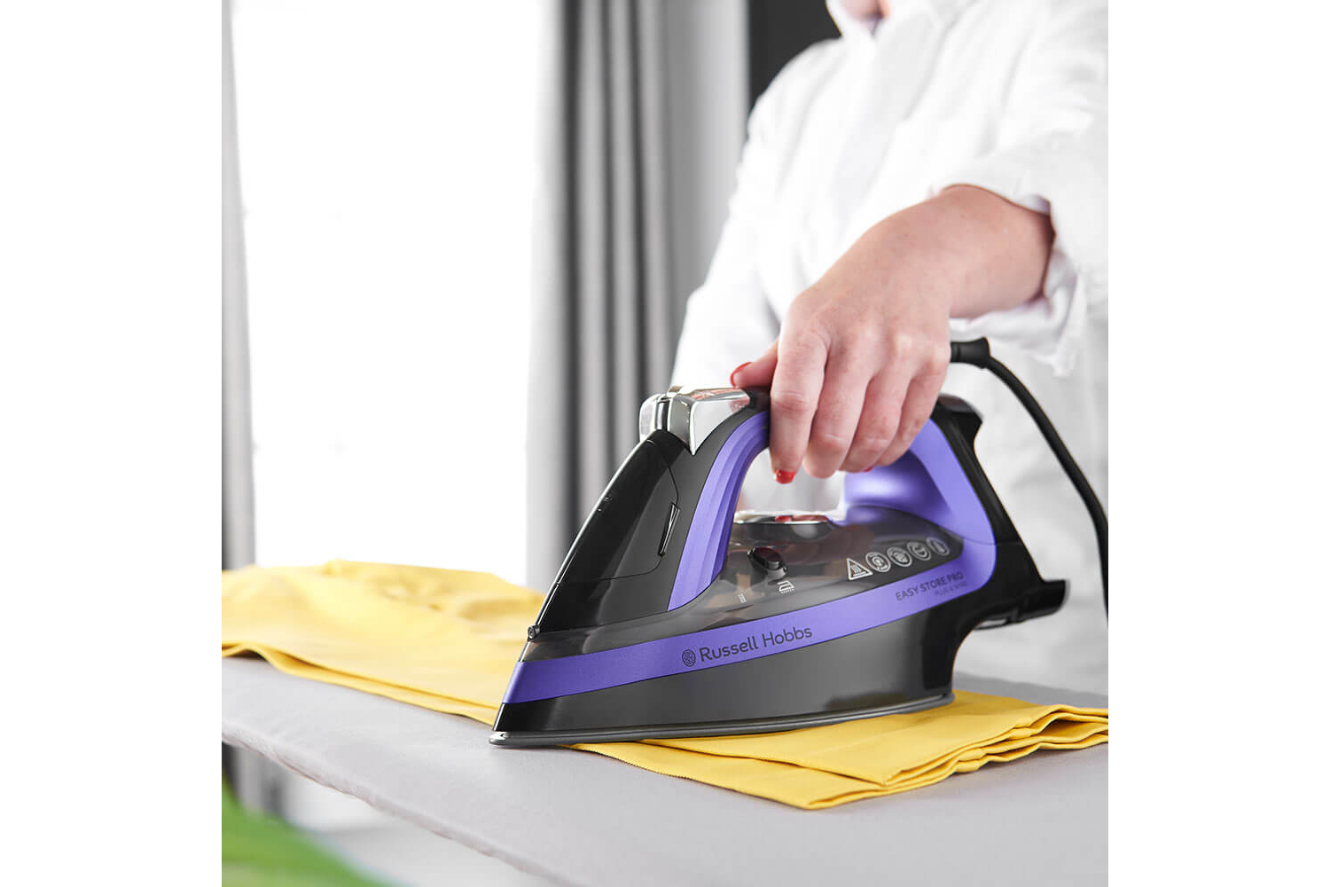 Russell Hobbs 2400W Easy Store Pro Plug & Wind Iron | 26731 | Blue/Black