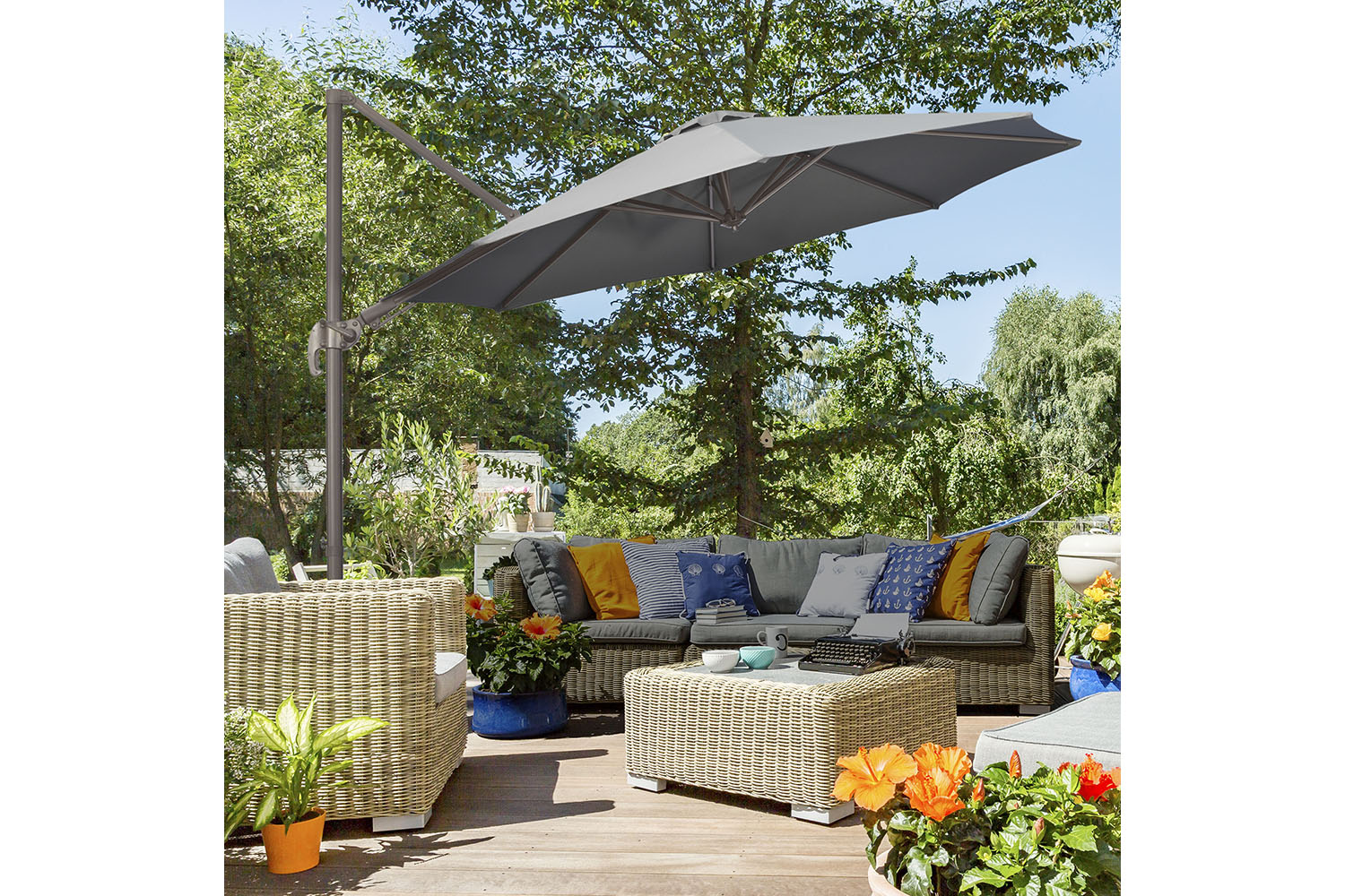 Outsunny 360° Rotation Roma Umbrella | Dark Grey/Dark Brown