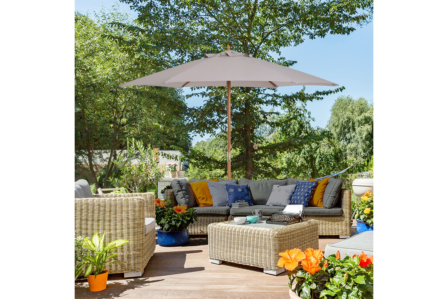 Outsunny Garden Sun Shade Parasol | Grey