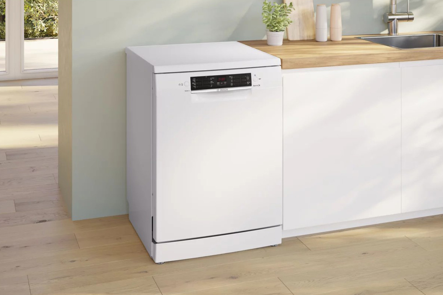 Bosch Series 2 Free Standing Dishwasher | 12 Place | SMS26AW08G