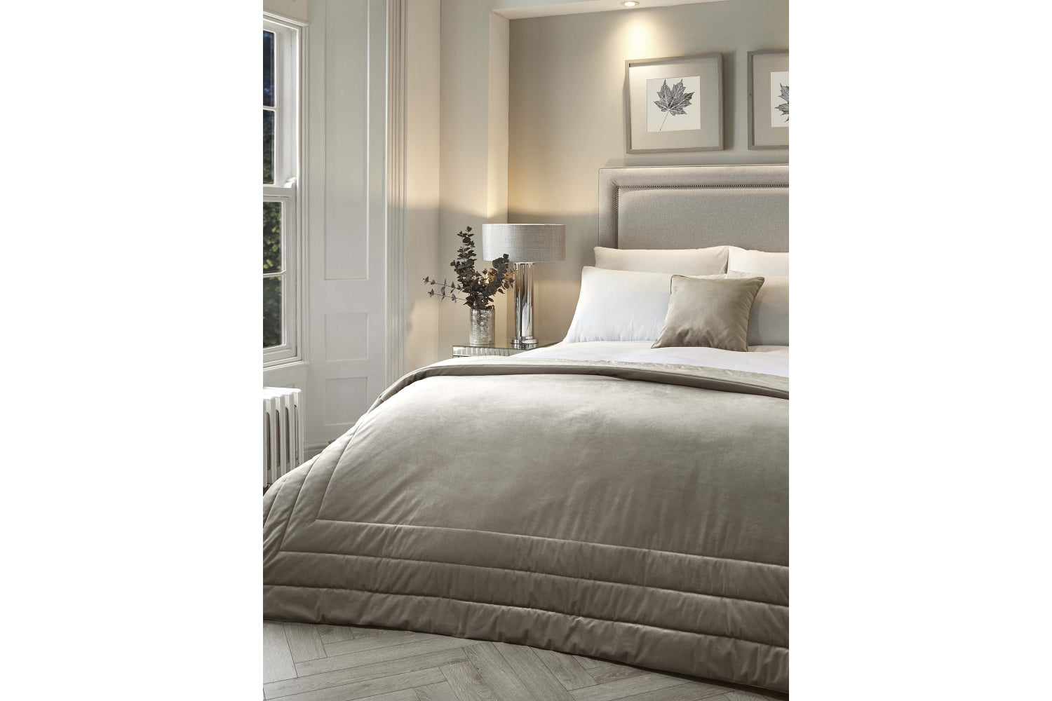 Melanie Linen Bedspread | 150 x 220 cm | Beige