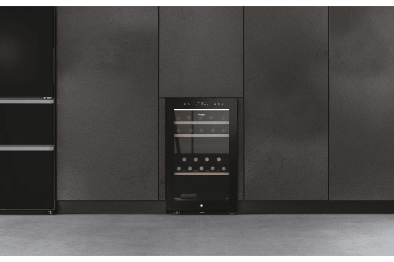 HAIER WINE BANK 50 SERIES 7 (42-BOTTLE) | HWS42GDAU1(UK)