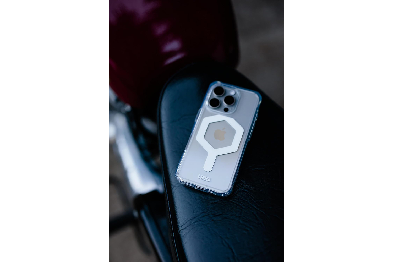 UAG iPhone 16 Pro Max Plyo Magsafe Case | Ice White