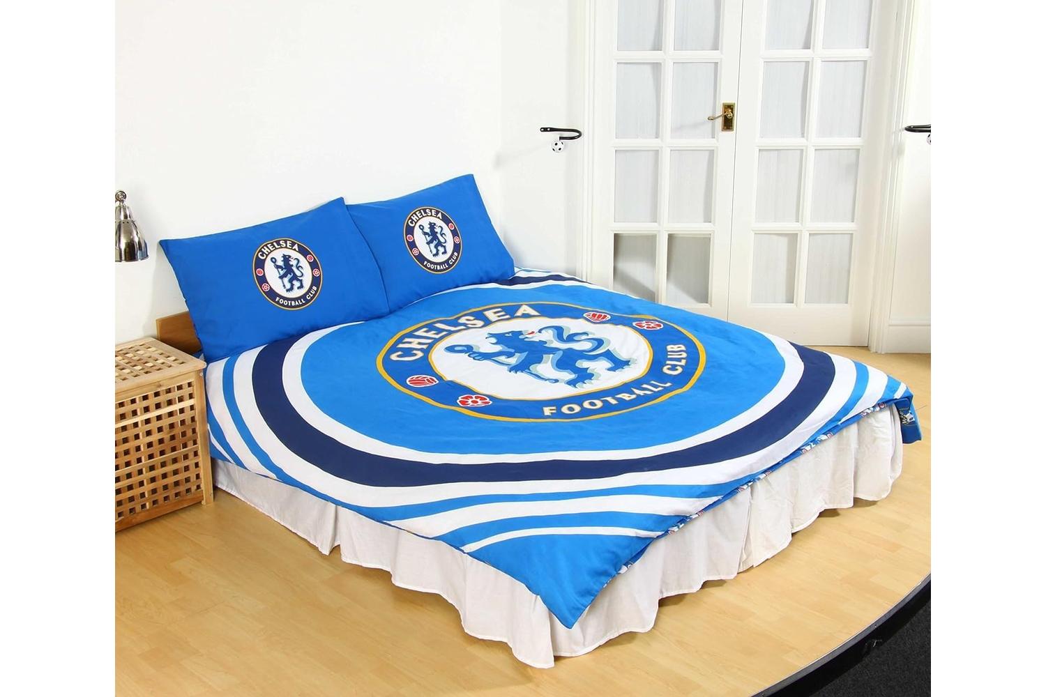 Reversible Duvet Set With Pillow Cases And Quilt Cover