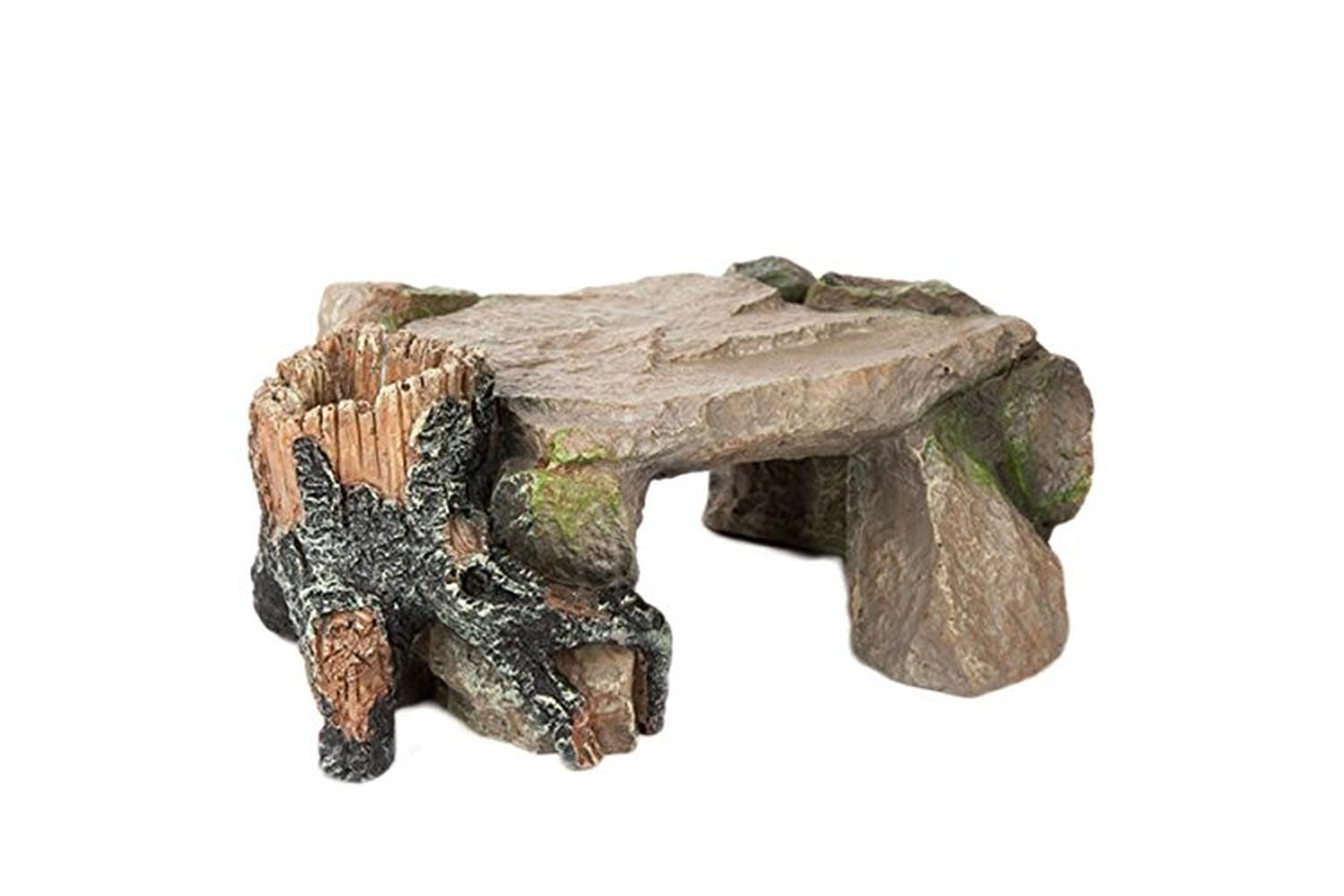 Betta Pei-268140 - Betta Flintstone Cave