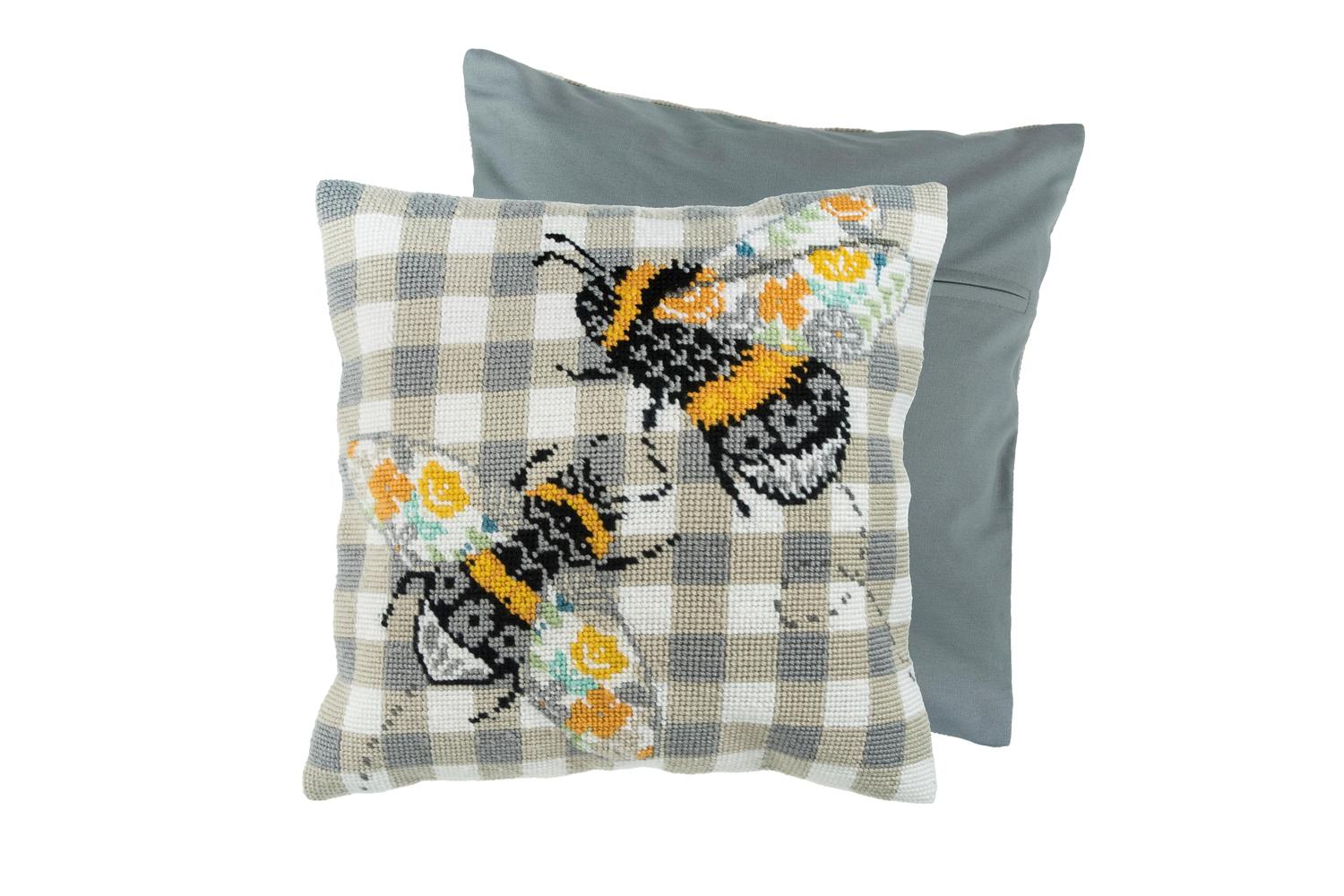 Trimits Gro-gcs81 - Tap Cush Bees - Half Cross Stitch Tapest