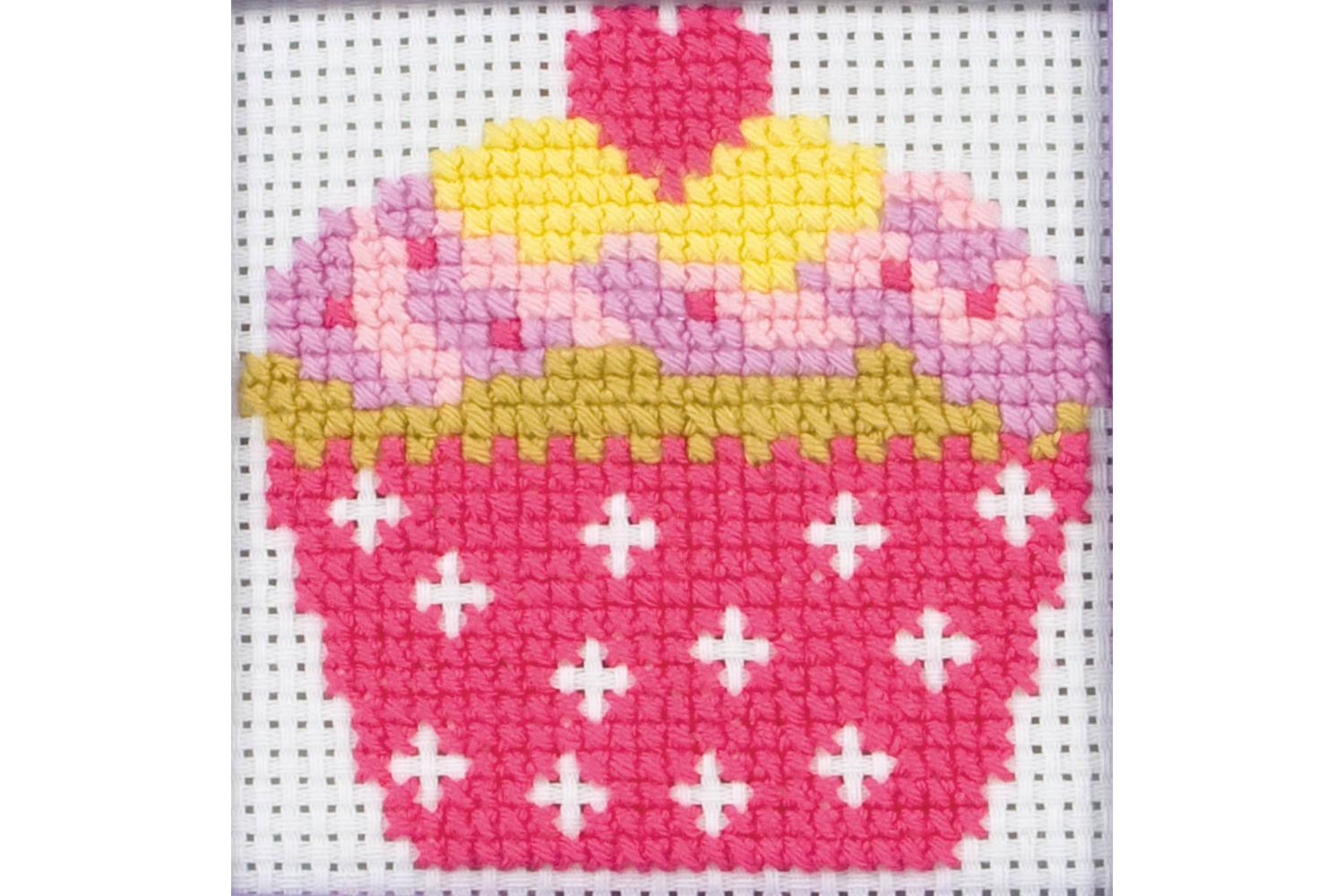 Anchor Gro-3690000\10012 - First Kit Cupcake - Counted Cross