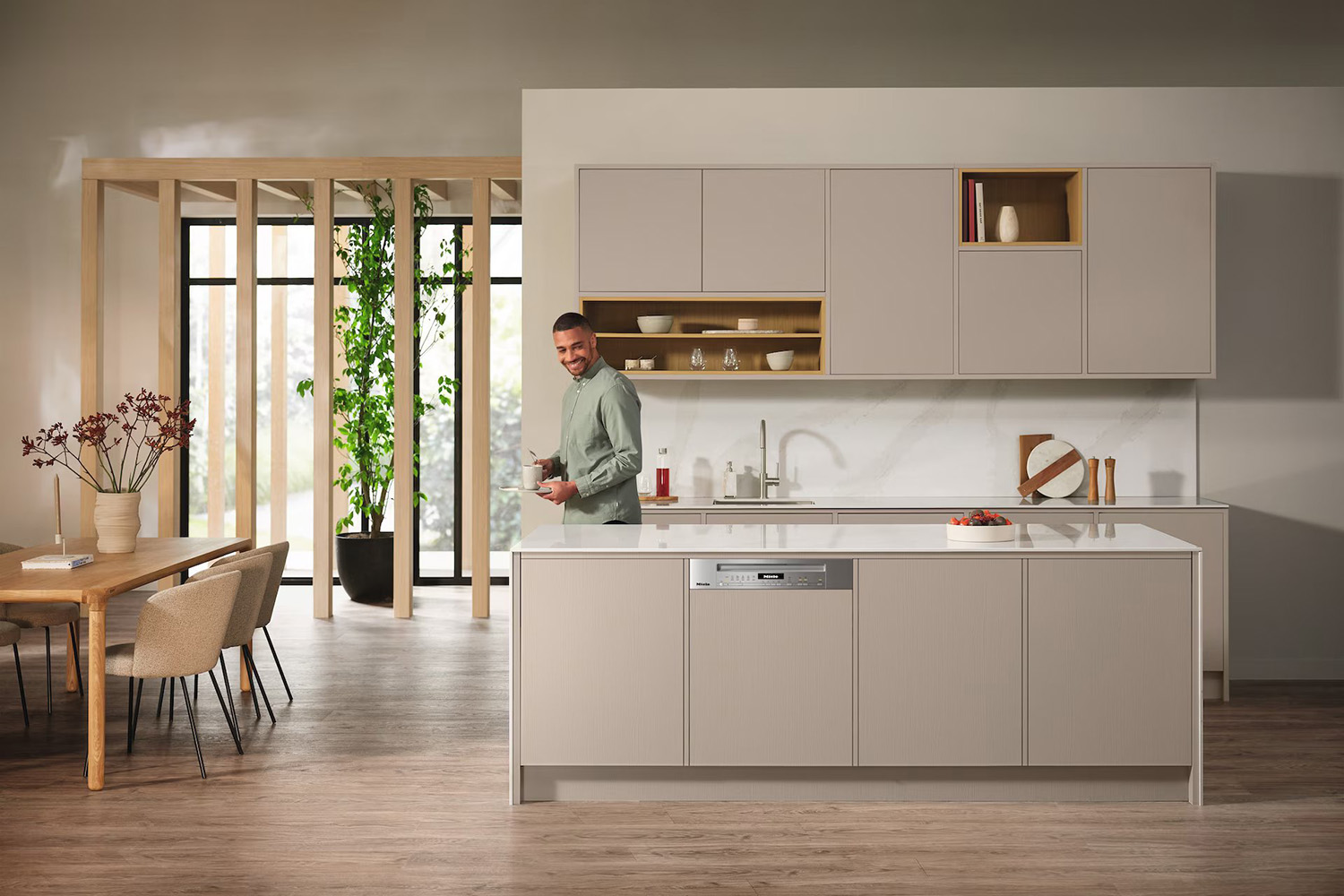 Miele Semi Integrated Dishwasher | 14 Place | G7210SCICLST